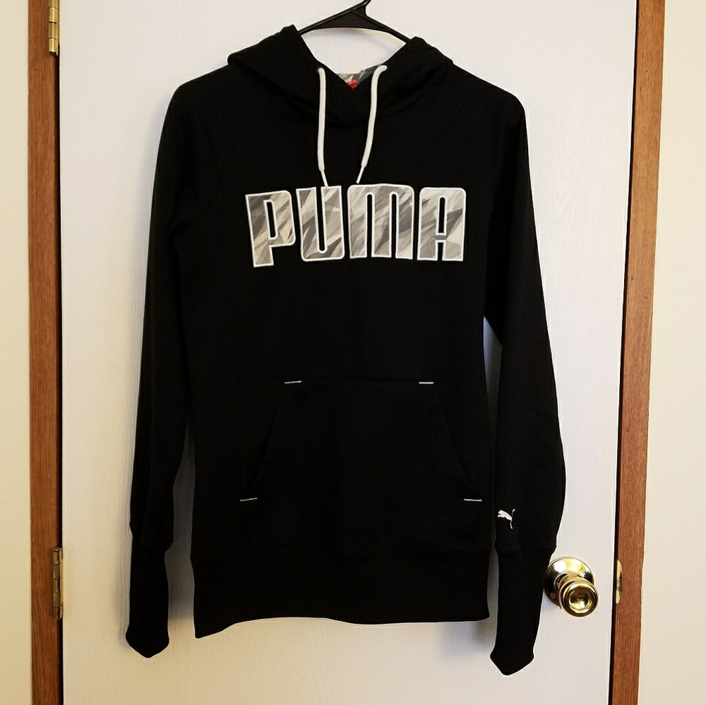 Black puma hoodie.
